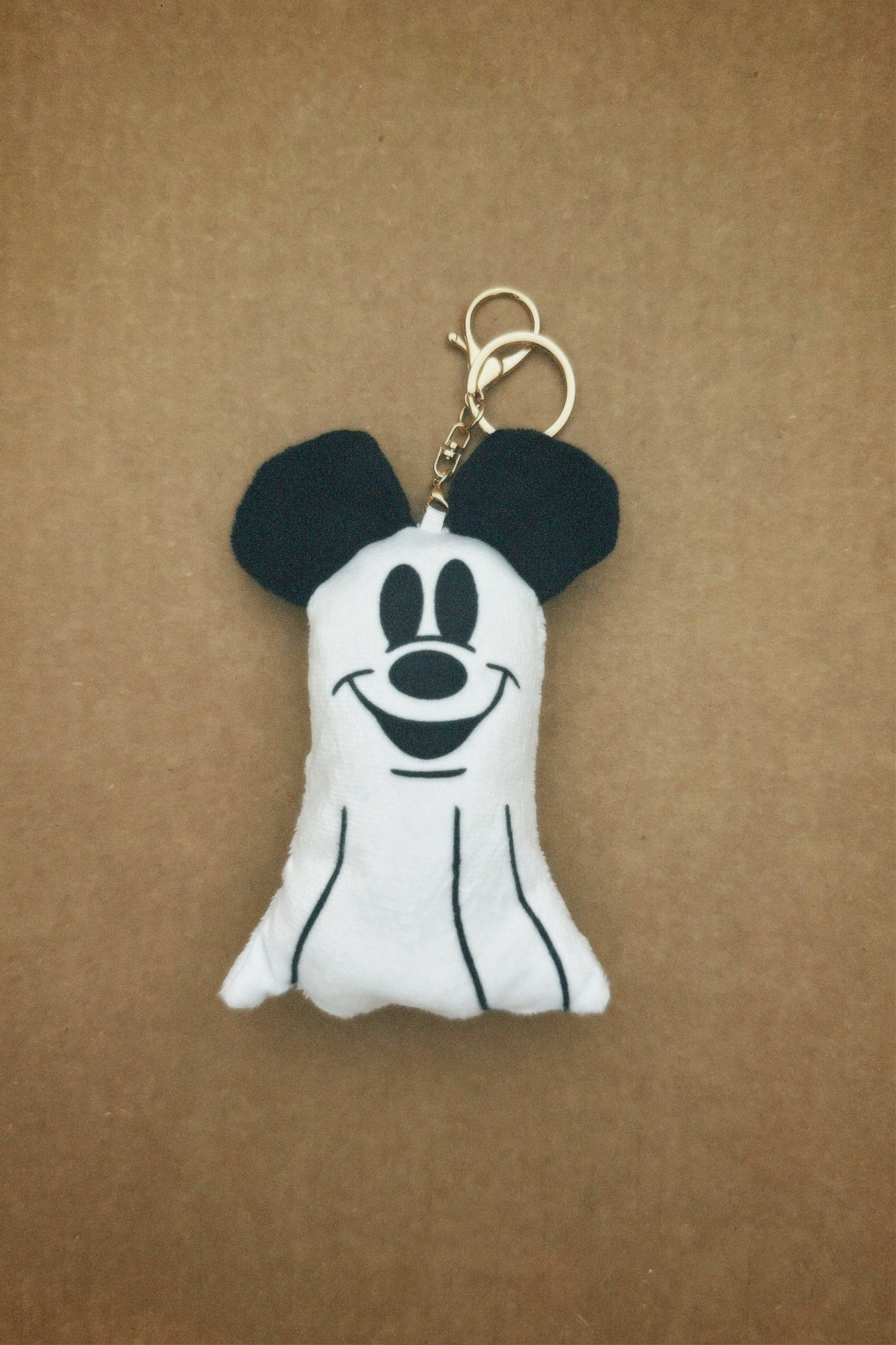 Ghost Key Chain 24’ *READY TO SHIP