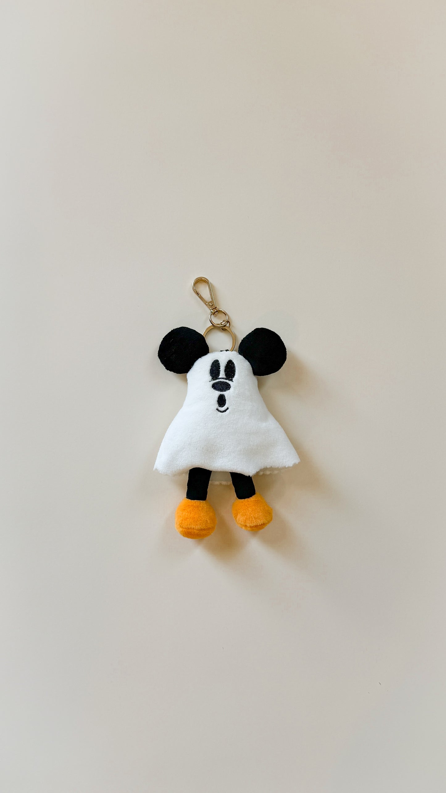 *PRE-SALE* Spooky Ghost Plush Bag Charm ๐๐ป (est. arrival late August/early Sept)